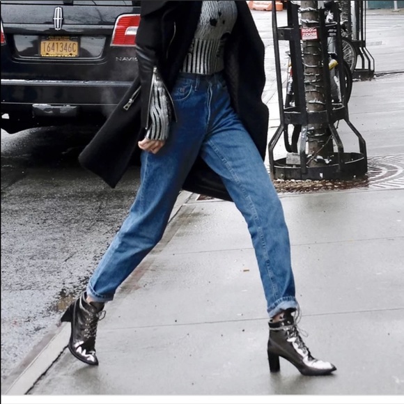 Stuart Weitzman special edition Gigi boot - Picture 2 of 7